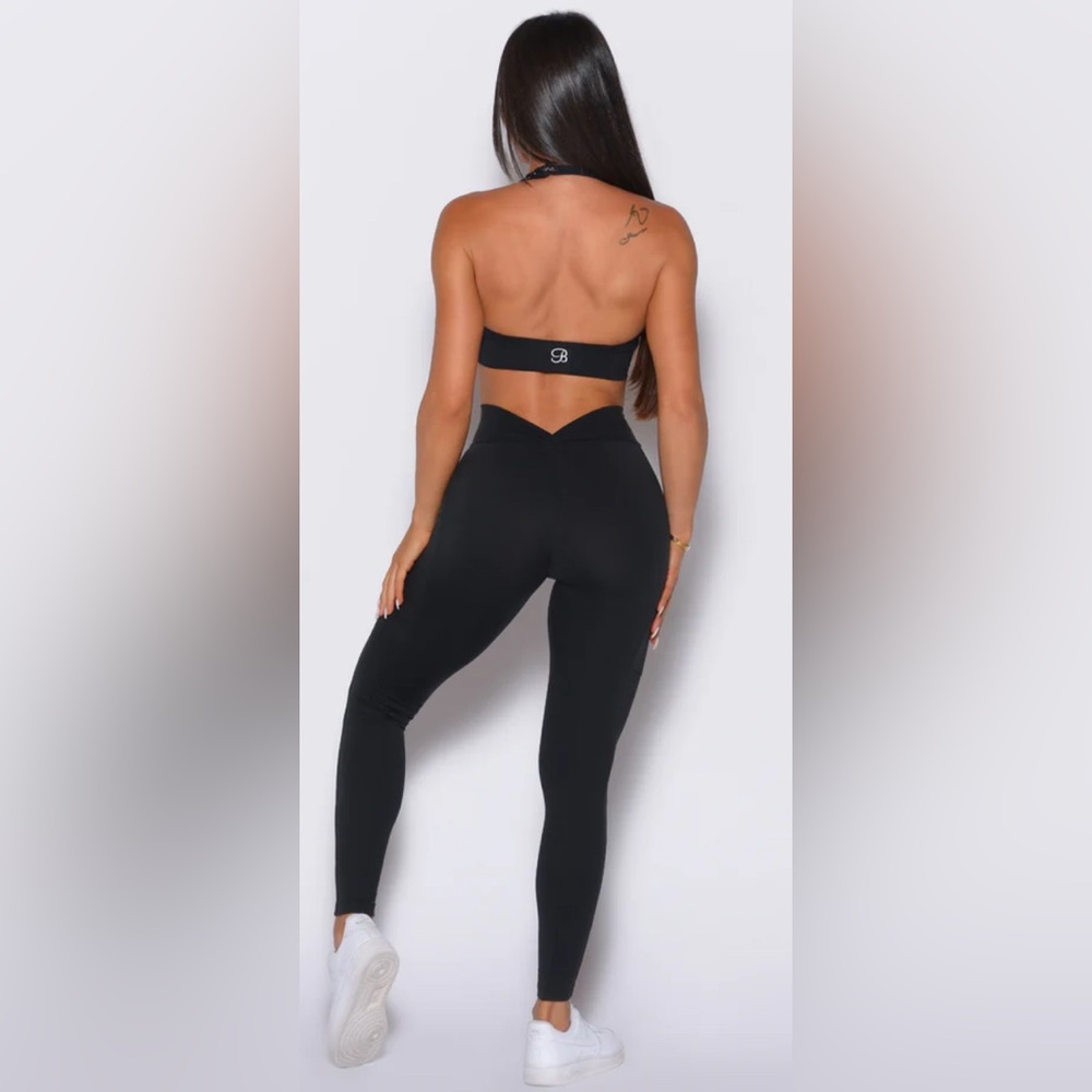 Bombshell sportswear V Back Leggings Black XXS
